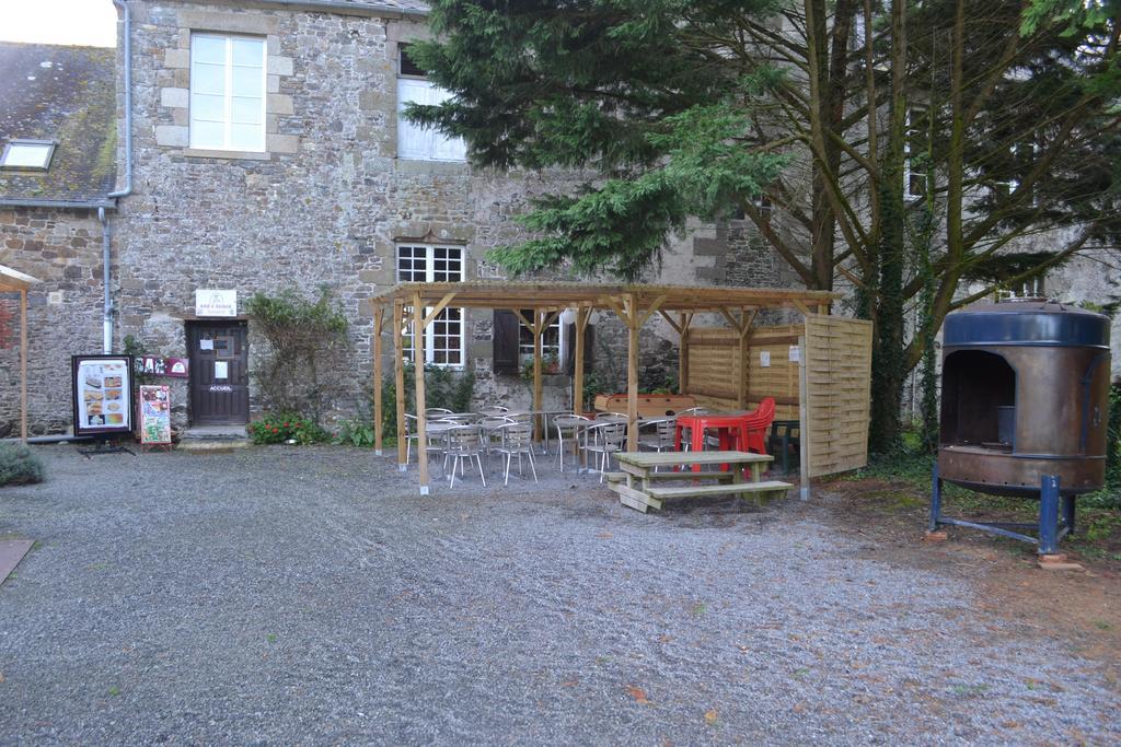Hotel Domaine De L'Aumone Cherrueix Exterior foto