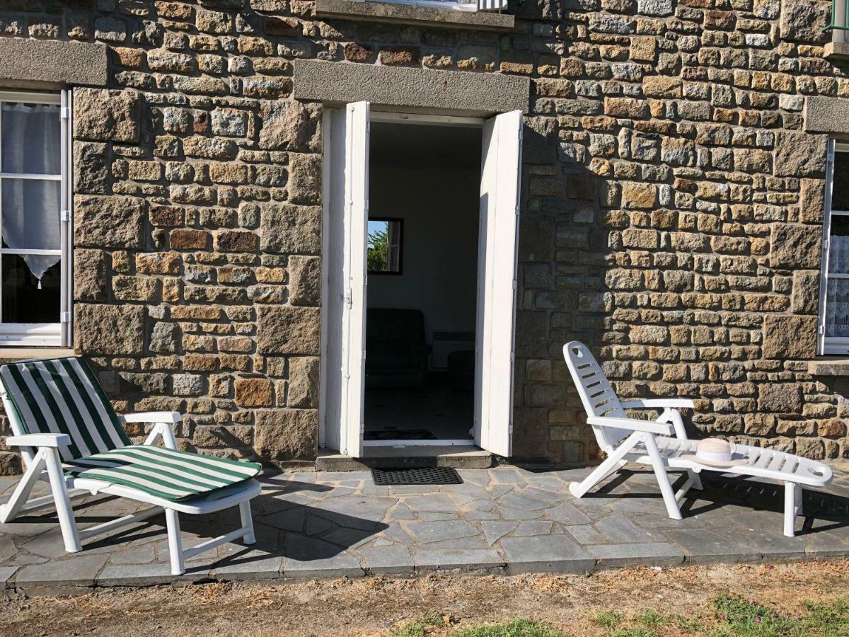 Hotel Domaine De L'Aumone Cherrueix Exterior foto